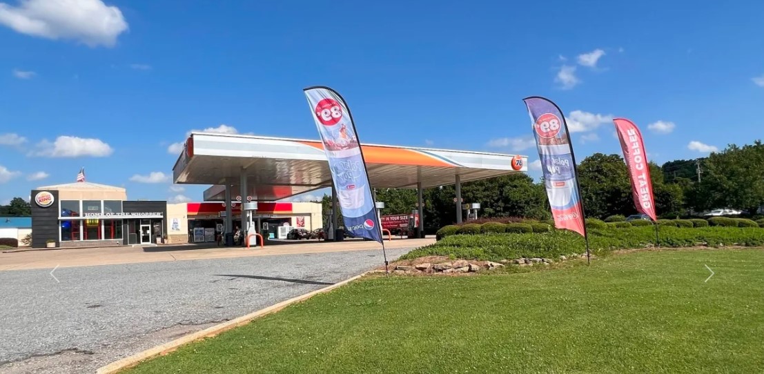 3 Acres Ground Lease w Improvements or Sale